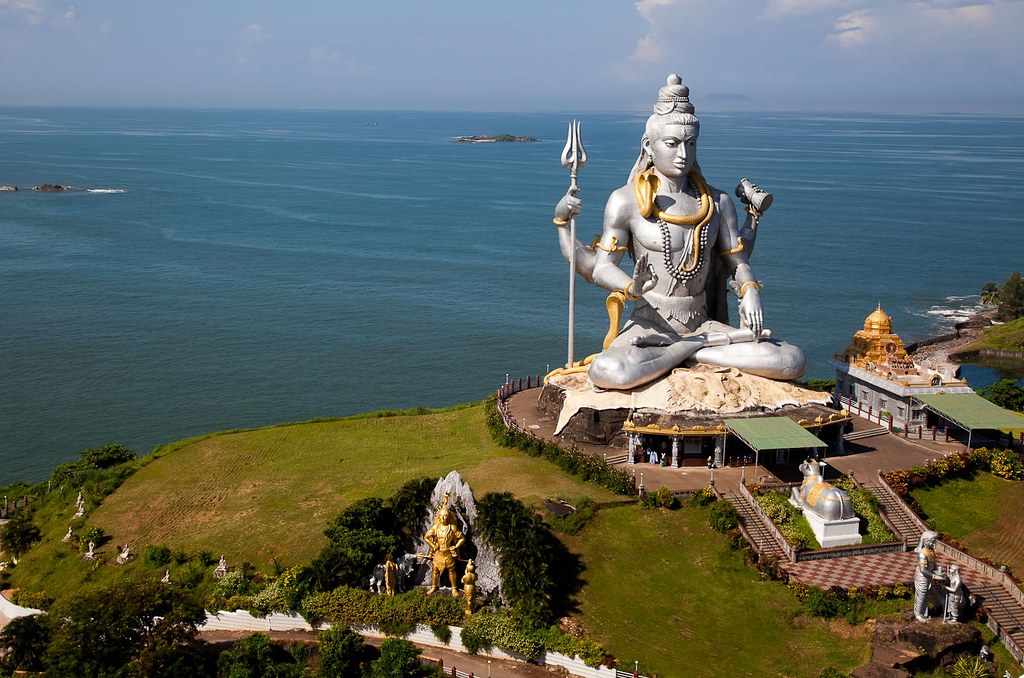 Everything You Need to Know About Murudeshwar Temple